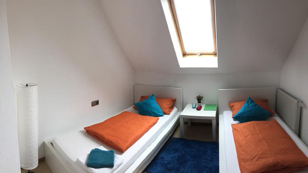 Motels21 Sersheim Номер фото